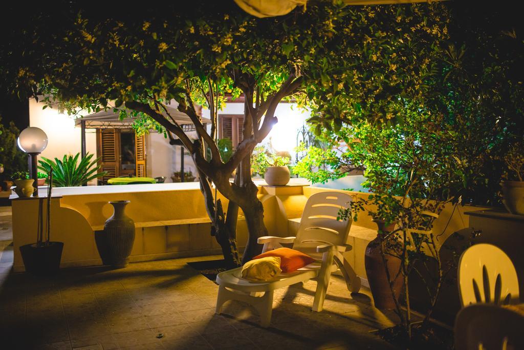 Casa Papiro Bed & Breakfast Lipari  Exterior foto