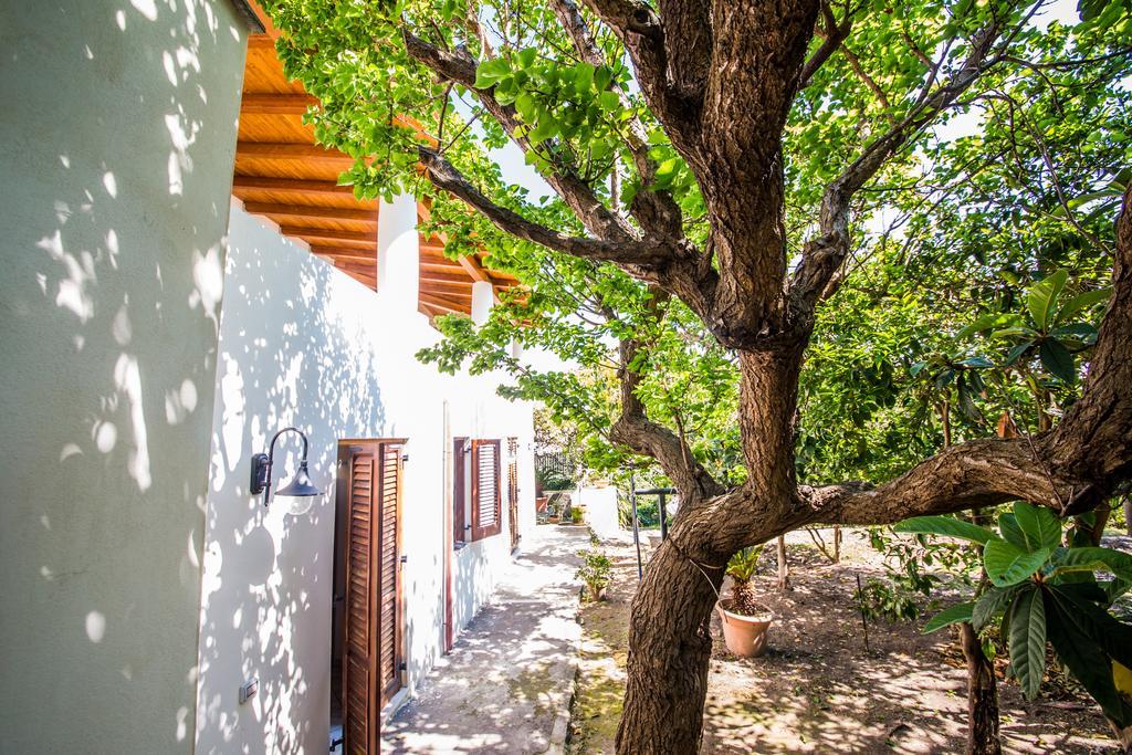 Casa Papiro Bed & Breakfast Lipari  Exterior foto